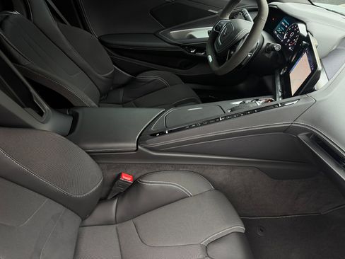 Used 2025 Chevrolet Corvette Z06 image 26