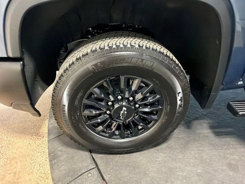 Certified 2026 Chevrolet Silverado 3500 W/T AWD/4WD image 32