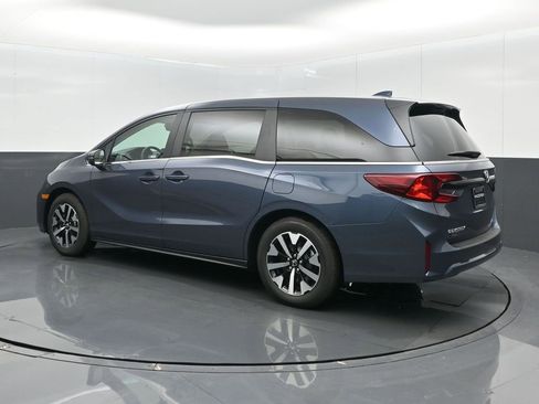 Certified 2025 Honda Odyssey EX-L image 16