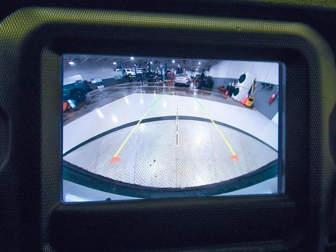 Used 2020 Jeep Wrangler Sport image 22