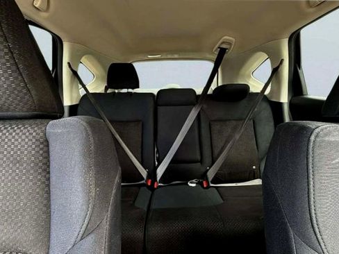 Used 2016 Honda CR-V LX image 15