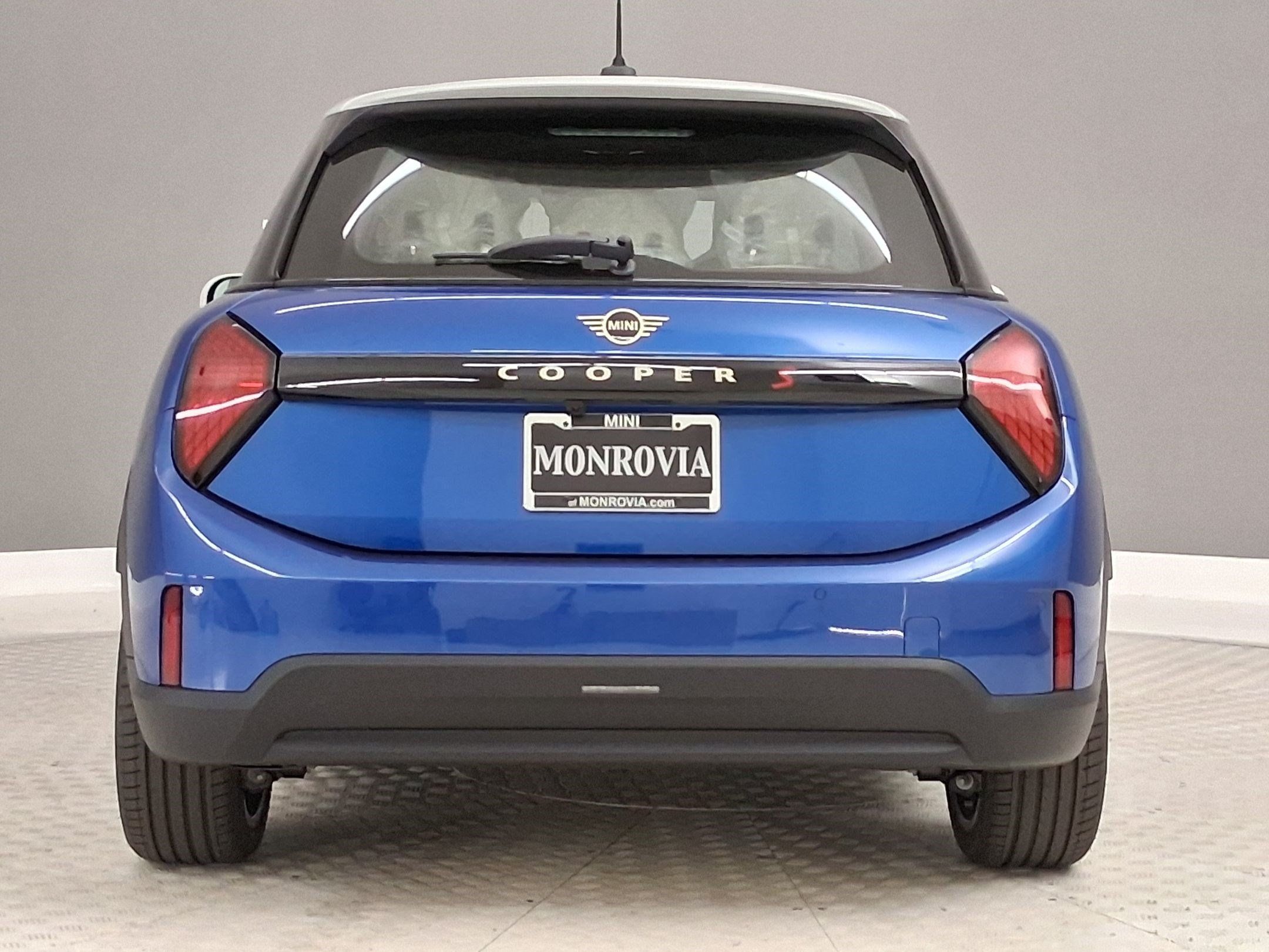 New 2026 MINI Cooper S FWD image 8
