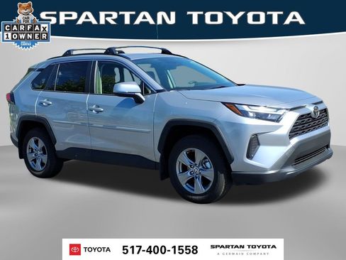Used 2025 Toyota RAV4 XLE w/ Convenience Package AWD/4WD image 4