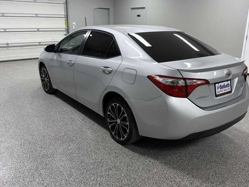 Used 2015 Toyota Corolla S FWD image 5