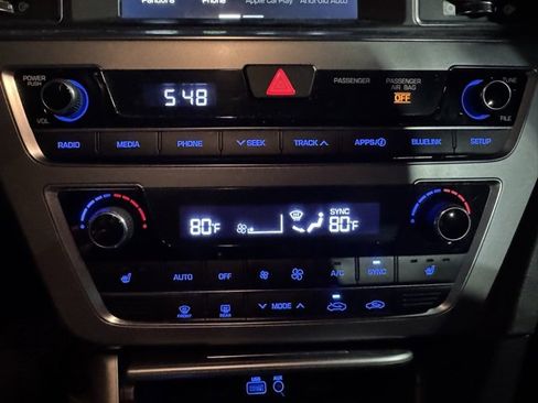 Used 2016 Hyundai Sonata Sport w/ Option Group 02 image 22