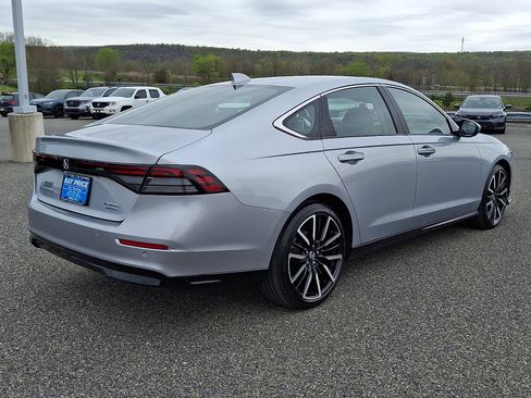 Certified 2025 Honda Accord Touring image 6