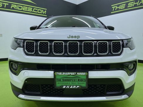 Used 2023 Jeep Compass Limited image 3