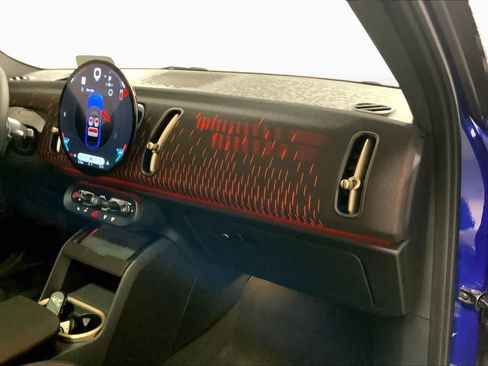 Certified 2025 MINI Cooper Countryman John Cooper Works w/ Comfort Package Max AWD/4WD image 18