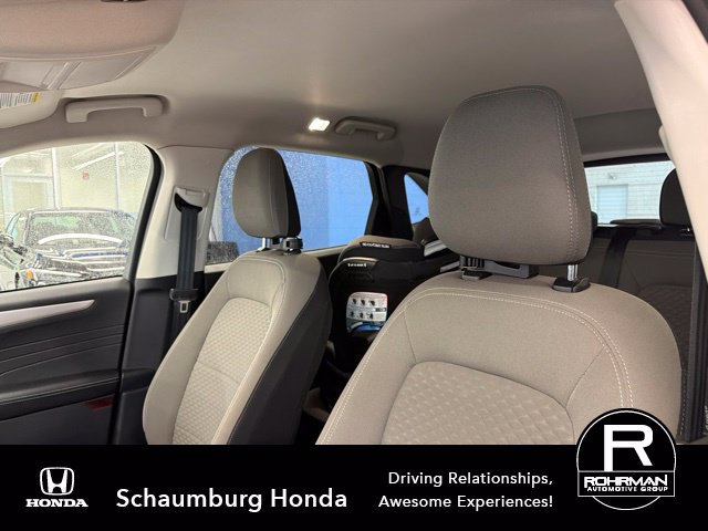 Used 2022 Ford Escape SE w/ Cold Weather Package FWD image 9