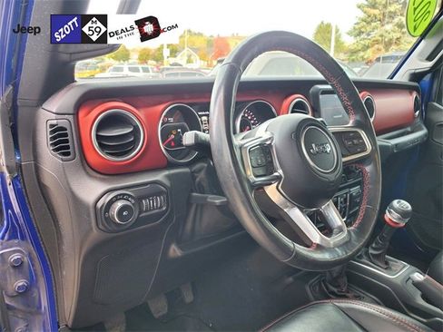 Used 2019 Jeep Wrangler Unlimited Rubicon w/ Dual Top Group image 19