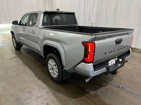 Used 2026 Toyota Tacoma SR5 image 6