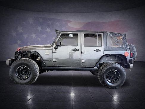 Used 2016 Jeep Wrangler Unlimited Sahara image 20