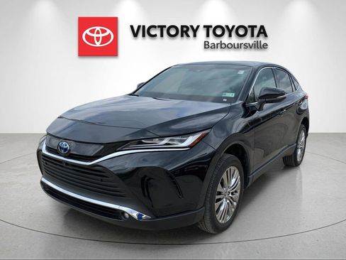 Used 2023 Toyota Venza Limited image 1