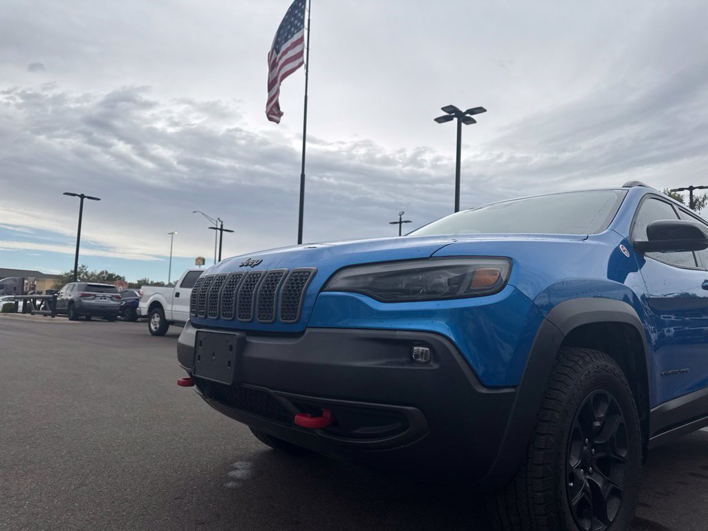 Used 2022 Jeep Cherokee Trailhawk w/ Trailer Tow Group AWD/4WD image 31