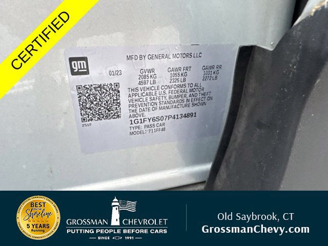 Used 2023 Chevrolet Bolt EUV LT w/ Comfort Package FWD image 32