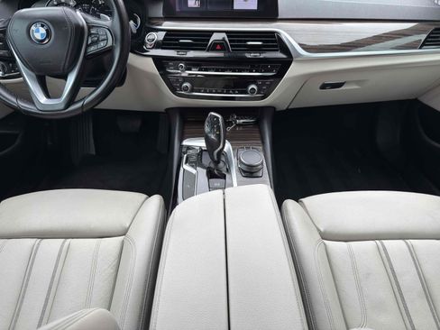 Used 2017 BMW 540i image 21