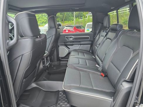 New 2026 RAM 1500 Laramie AWD/4WD image 9