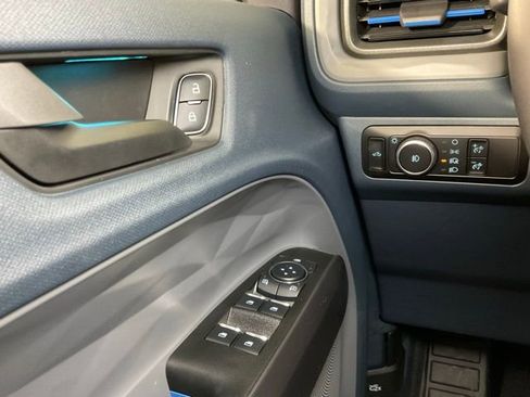 New 2025 Ford Maverick Lobo image 21