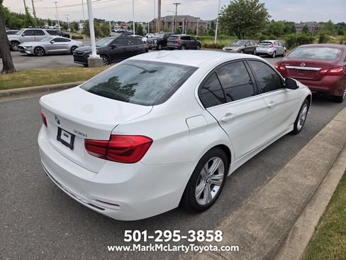 Used 2018 BMW 330i Sedan RWD image 10