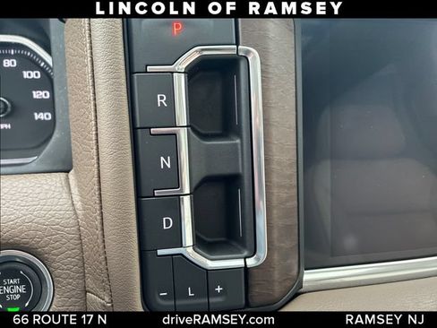 Used 2021 GMC Yukon Denali w/ Denali Ultimate Package AWD/4WD image 18