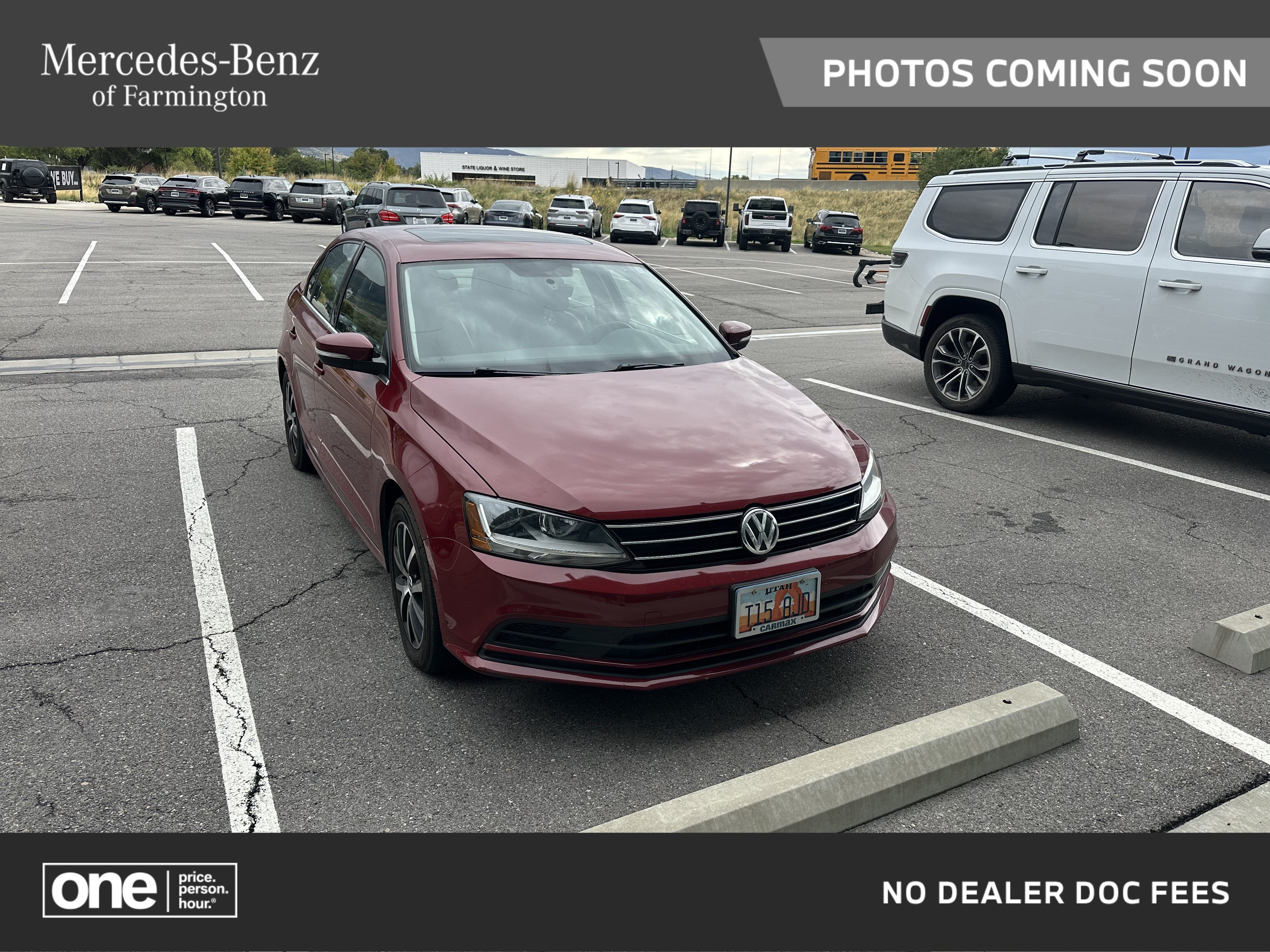 Used 2017 Volkswagen Jetta SE FWD image 1
