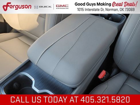 New 2026 GMC Acadia Elevation w/ Black Edition FWD image 32