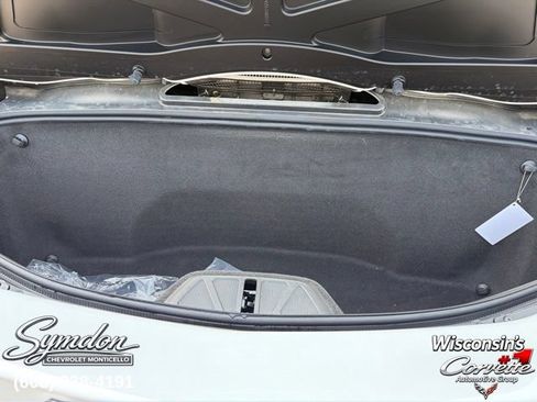 Used 2026 Chevrolet Corvette Stingray Premium Conv w/ Z51 Performance Package RWD image 11