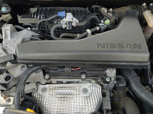 Used 2016 Nissan Rogue S FWD image 30
