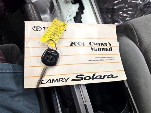 Used 2004 Toyota Solara SE image 17
