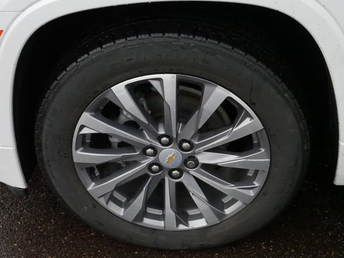 Used 2022 Chevrolet Traverse Premier image 15