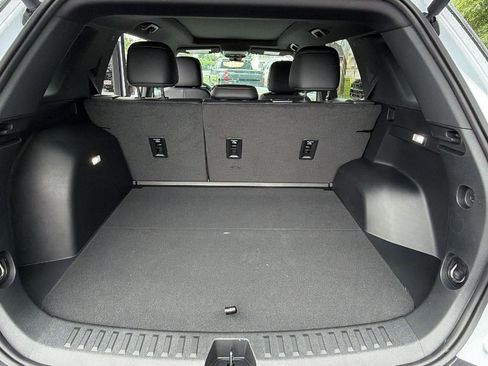 New 2026 Chevrolet Equinox ACTIV w/ Convenience Package III AWD/4WD image 10