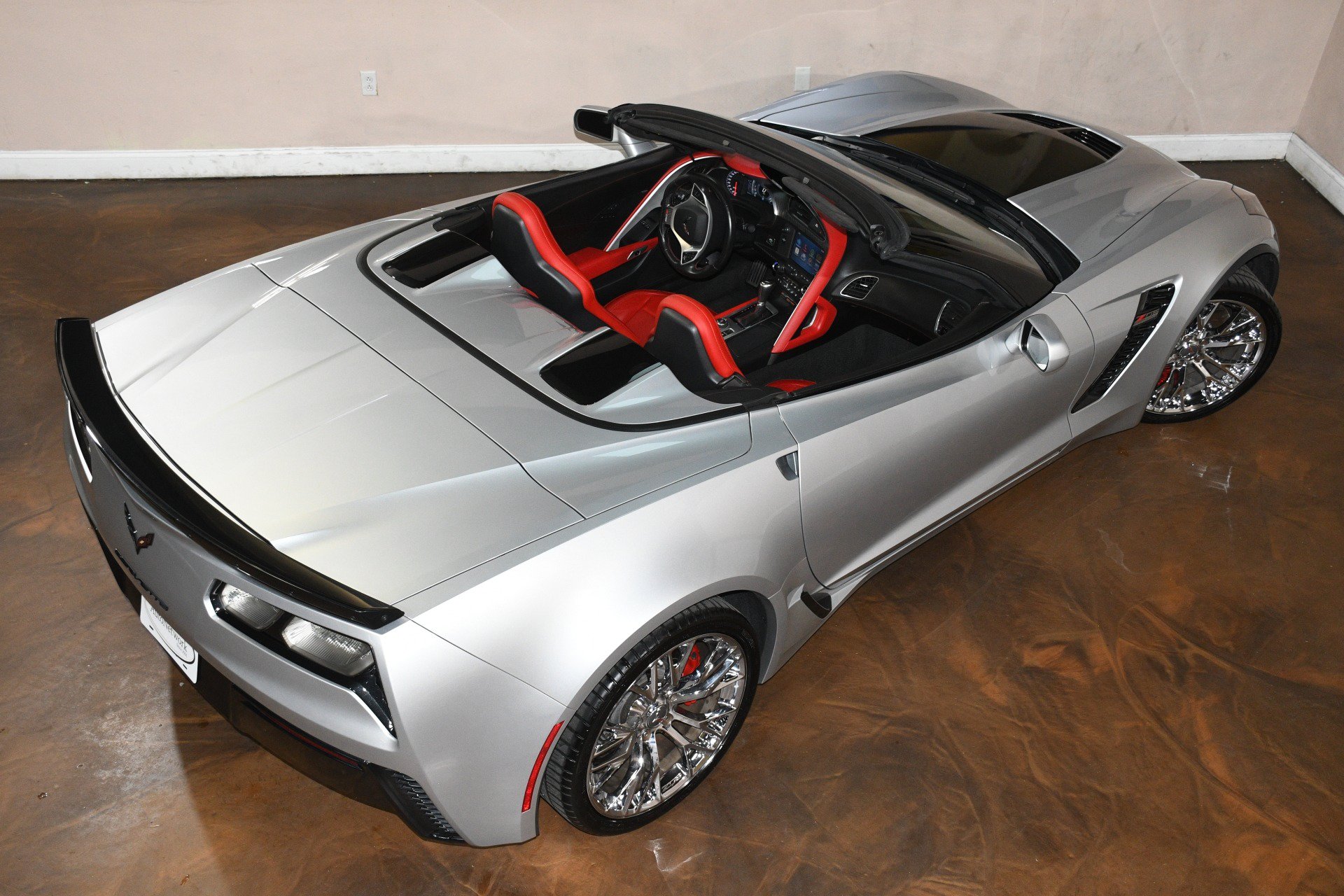 Used 2015 Chevrolet Corvette Z06 w/ 3LZ Preferred Equipment Group RWD image 75
