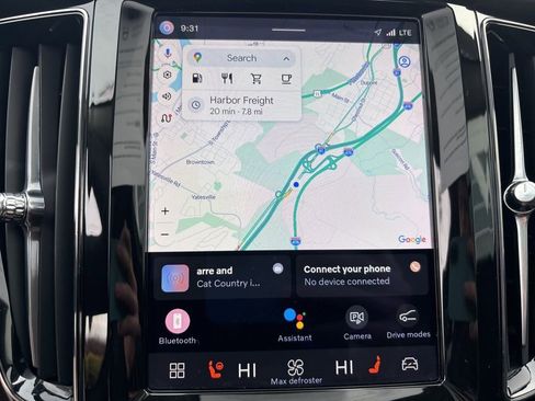 Certified 2023 Volvo XC60 B5 Plus w/ Climate Package AWD/4WD image 26