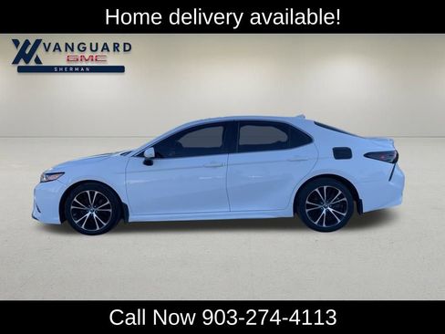 Used 2019 Toyota Camry LE image 2
