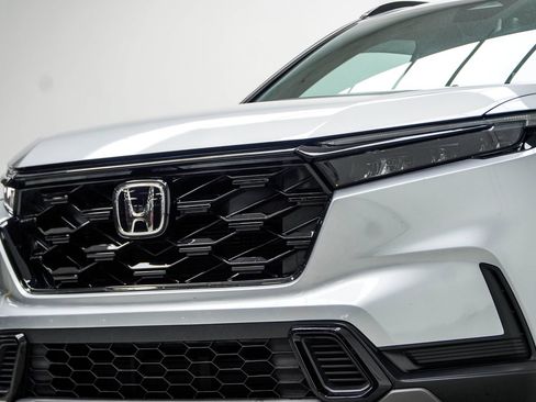 Used 2023 Honda CR-V Sport image 2