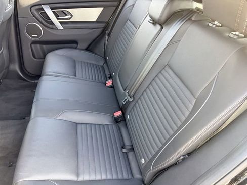 Used 2025 Land Rover Discovery Sport Dynamic SE image 26