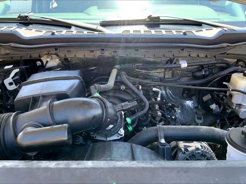 Certified 2023 Ford F250 XLT w/ XLT Premium Package AWD/4WD image 32