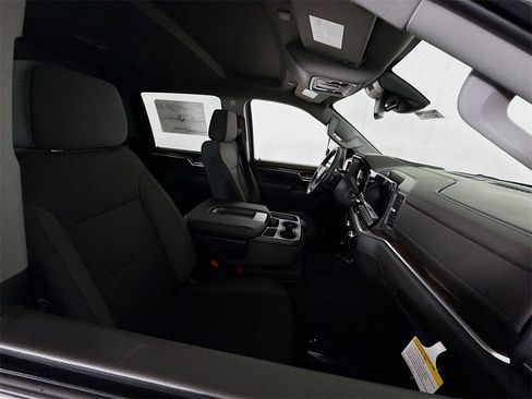 New 2026 GMC Sierra 2500 SLE w/ SLE Value Package; image 20