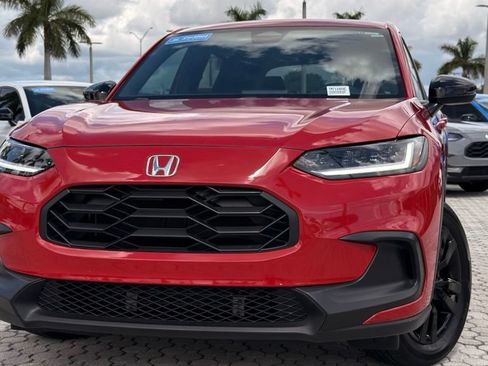 Used 2026 Honda HR-V Sport image 2