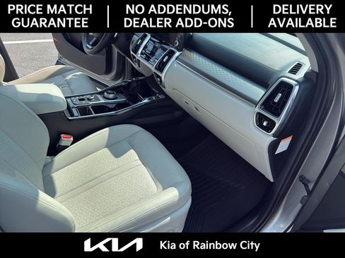 Used 2023 Kia Sorento SX Prestige w/ Panoramic Sunroof Package AWD/4WD image 27