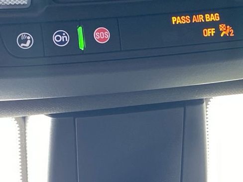 Certified 2025 Cadillac XT6 Premium Luxury FWD image 32