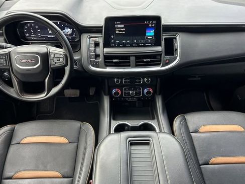 Used 2024 GMC Yukon XL AT4 w/ Technology Package AWD/4WD image 16