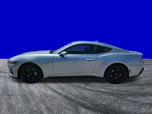 Used 2025 Ford Mustang GT image 7