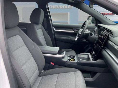 New 2026 GMC Terrain Elevation image 11