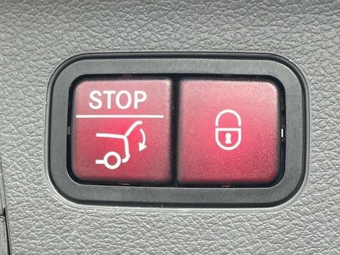 Certified 2020 Mercedes-Benz GLS 580 4MATIC image 10