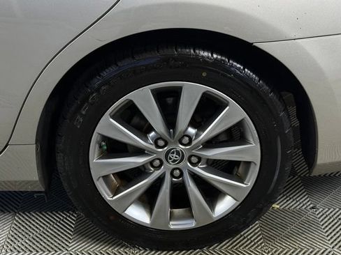 Used 2016 Toyota Camry XLE FWD image 13