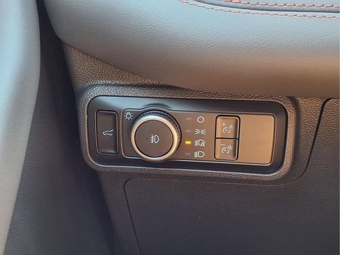 New 2026 Ford Explorer Active w/ Active Comfort Package AWD/4WD image 12