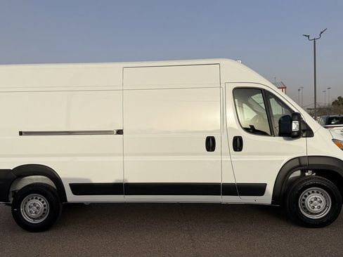 New 2026 RAM ProMaster 2500 w/ Convenience Group image 3