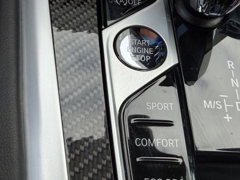 Used 2022 BMW X6 M50i w/ Executive Package image 26