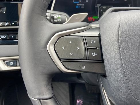 Used 2025 Lexus RX 450h AWD w/ Convenience Package image 16